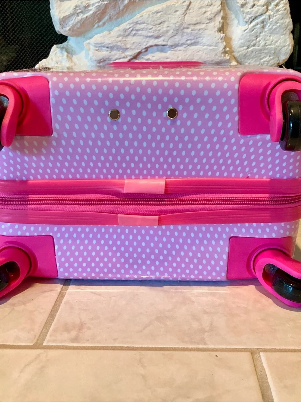 NWT Hello Kitty and Friends Pink Polka Dot Kids Rolling Suitcase